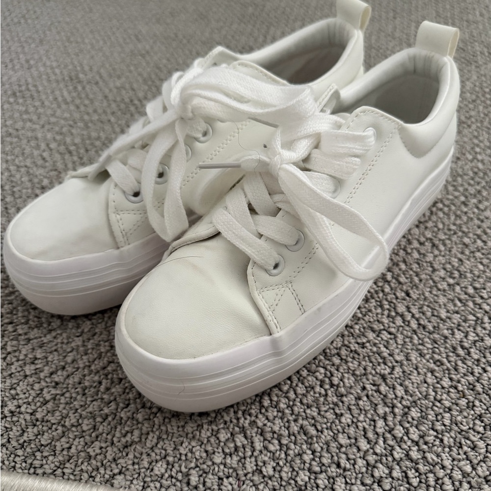 Jabasic White Platform Sneakers